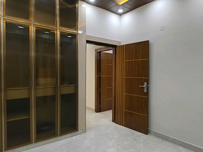 Bedroom Image of 1350 Sq.ft 3 BHK Builder Floor for sale in Indirapuram Ghaziabad for Rs. 8000000