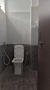 Bathroom Image of 650 Sq.ft 1 BHK Apartment / Flat for rent in Kondapur Hyderabad for Rs. 26000