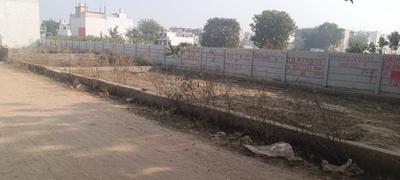 Image of 900 Sq.ft Residential Plot / Land for sale in Maruti Kunj, Gurgaon for Rs. 3925000