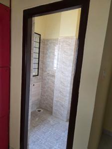 Bathroom Image of 990 Sq.ft 2 BHK Independent House for rent in Bandlaguda Jagir Hyderabad for Rs. 22000