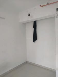 Bedroom Image of 845 Sq.ft 2 BHK Apartment / Flat for rent in Ekta Lake Pleasant, Powai Mumbai for Rs. 73000