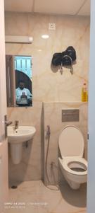 Bathroom Image of 1850 Sq.ft 3 BHK Apartment / Flat for rent in Omaxe The Palace, Gomti Nagar Lucknow for Rs. 55000
