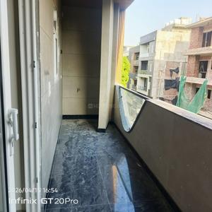 Balcony Image of 3240 Sq.ft 3 BHK Builder Floor for sale in Janakpuri New Delhi for Rs. 36000000