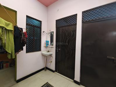 Bathroom Image of 1080 Sq.ft 5 BHK Independent House for sale in Shyam Nagar Kanpur for Rs. 7500000