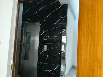 Bathroom Image of 2200 Sq.ft 4 BHK Apartment / Flat for sale in Kalighat Kolkata for Rs. 25000000