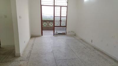 Living Room Image of 2200 Sq.ft 3 BHK Apartment / Flat for rent in Sector 18 Dwarka New Delhi for Rs. 41000