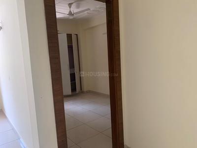 Image of 1865 Sq.ft 3 BHK Builder Floor for rent in Sector 40, Noida for Rs. 40000