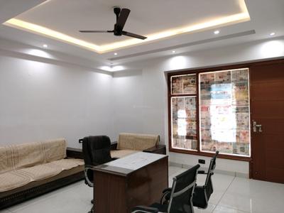 Bedroom Image of 3200 Sq.ft 5 BHK Builder Floor for sale in Rajendra Nagar Ghaziabad for Rs. 27500000