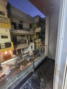 Balcony Image of 750 Sq.ft 2 BHK Builder Floor for sale in Janakpuri New Delhi for Rs. 16500000