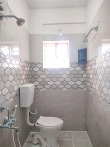 Common Bathroom Image of 1200 Sq.ft 2 BHK Independent House for rent in Begur Bengaluru for Rs. 28000