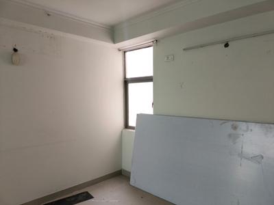Living Room Image of 997 Sq.ft 2 BHK Apartment / Flat for rent in Amrapali Pan Oasis, Sector 70 Noida for Rs. 38000