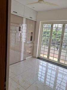 Bedroom Image of 2400 Sq.ft 3 BHK Apartment / Flat for rent in Shree Nagar Belagavi for Rs. 32000