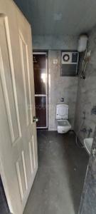 Bathroom Image of 750 Sq.ft 2 BHK Apartment / Flat for rent in Jogeshwari West Mumbai for Rs. 65000