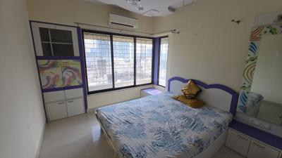 Bedroom Image of 1295 Sq.ft 3 BHK Apartment / Flat for rent in Radha Residency, Borivali East Mumbai for Rs. 75000