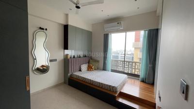 Bedroom Image of 3600 Sq.ft 4 BHK Apartment / Flat for rent in Adani La Marina, Shantigram Ahmedabad for Rs. 130000