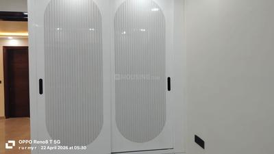 Bedroom Image of 1125 Sq.ft 3 BHK Builder Floor for rent in Anand Vihar New Delhi for Rs. 50000