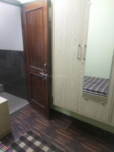 Bathroom Image of Girls pg in Sector 16, Faridabad