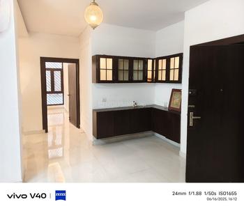 Kitchen Image of 5000 Sq.ft 4 BHK Builder Floor for sale in RWA Saket Block J, Saket New Delhi for Rs. 47500000