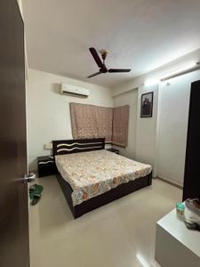 Bedroom Image of 1000 Sq.ft 2 BHK Apartment / Flat for rent in Sunpharma Road Vadodara for Rs. 19999