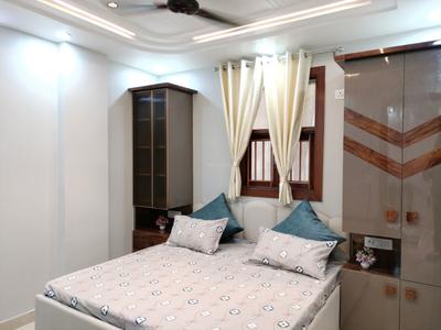 Bedroom Image of 811 Sq.ft 3 BHK Builder Floor for sale in Nangli Sakrawati New Delhi for Rs. 6550000