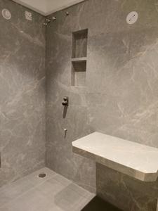 Common Bathroom Image of 901 Sq.ft 2 BHK Apartment / Flat for sale in Agarwal Florence, Goregaon West Mumbai for Rs. 19100000