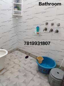 Bathroom Image of 150 Sq.ft 1 BHK Independent House for rent in New Ramesh Nagar Panipat for Rs. 3000