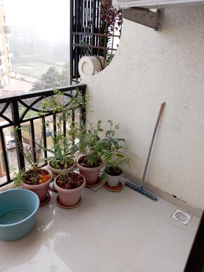 Balcony Image of 905 Sq.ft 2 BHK Apartment / Flat for sale in Kalyan West Thane for Rs. 7000000