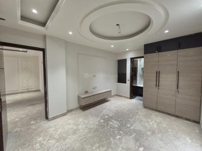 Bedroom Image of 2100 Sq.ft 3 BHK Builder Floor for sale in Raja Garden New Delhi for Rs. 35000000