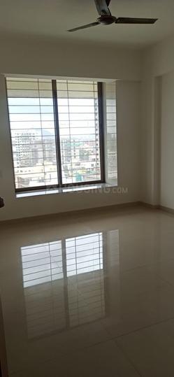 The Avenue Aura Main Image 1