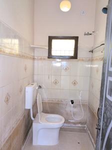 Common Bathroom Image of 1450 Sq.ft 4 BHK Independent House for sale in Nagaram Ranga Reddy District Secunderabad for Rs. 12500000