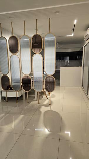 Nilamber Bellissimo III Main Image 1