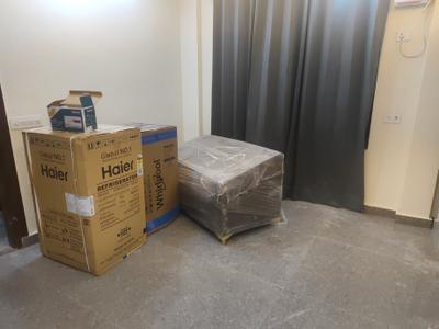 Living Room Image of 1000 Sq.ft 1 BHK Builder Floor for rent in Sector 17 Gurgaon for Rs. 31000