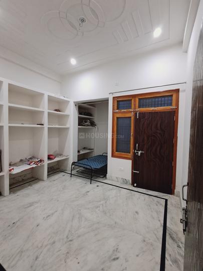 Badujai Awwal Bedroom 1