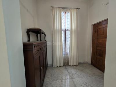 Bedroom Image of 5500 Sq.ft 5 BHK Apartment / Flat for rent in Sanjaynagar Bengaluru for Rs. 350000