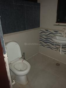 Bathroom Image of 1800 Sq.ft 3 BHK Independent House for rent in Sector 36 Noida for Rs. 41000