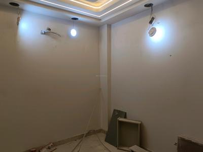 Bedroom Image of 1000 Sq.ft 3 BHK Builder Floor for sale in Sector 7G New Delhi for Rs. 13000000