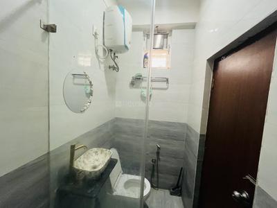 Bathroom Image of 1055 Sq.ft 2 BHK Apartment / Flat for rent in NSK Platina, Miyapur Hyderabad for Rs. 34000