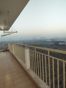 Balcony Image of 1730 Sq.ft 3 BHK Apartment / Flat for rent in Paramount Golfforeste Villas, Surajpur Greater Noida for Rs. 21000