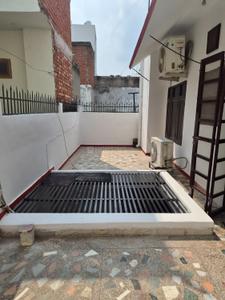 Balcony Image of 1800 Sq.ft 2 BHK Builder Floor for rent in Eldeco II Lucknow for Rs. 20000