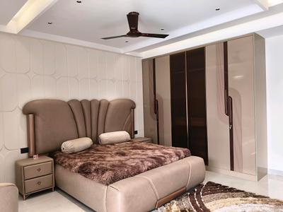Bedroom Image of 2700 Sq.ft 4 BHK Builder Floor for sale in SS Mayfield Garden, Mayfield Garden Gurgaon for Rs. 37000000