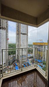 Balcony Image of 900 Sq.ft 2.5 BHK Apartment / Flat for sale in Squarefeet Y Square, Thane West Thane for Rs. 11500000