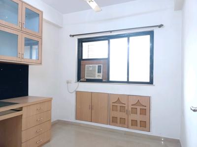 Bedroom Image of 1044 Sq.ft 3 BHK Apartment / Flat for rent in Kalpataru Estate, Andheri East Mumbai for Rs. 93000