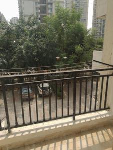 Balcony Image of 1100 Sq.ft 2.5 BHK Apartment / Flat for rent in Sethi Max Royal, Sector 76 Noida for Rs. 30000