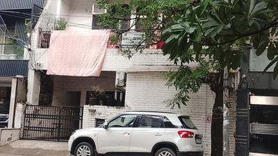 Building Image of 1620 Sq.ft 3 BHK Villa for sale in Pitampura New Delhi for Rs. 125000000