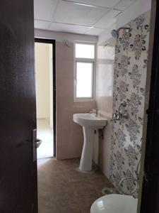 Common Bathroom Image of 1450 Sq.ft 3 BHK Apartment / Flat for sale in Amrapali Verona Heights, Noida Extension Greater Noida for Rs. 10452100