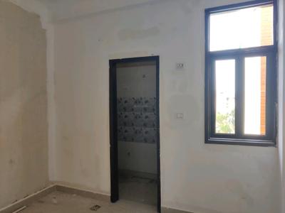 Bedroom Image of 750 Sq.ft 2 BHK Builder Floor for sale in DLF Ankur Vihar Ghaziabad for Rs. 2250553