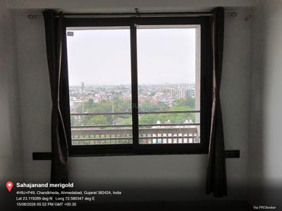 Bedroom Image of 1980 Sq.ft 3 BHK Apartment / Flat for rent in Sahajanand Marigold, Chandkheda Ahmedabad for Rs. 25000