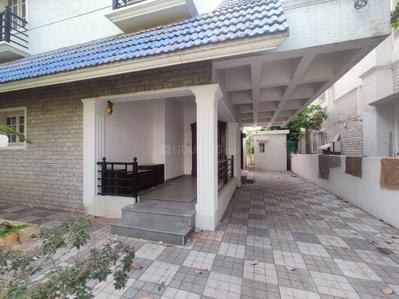 Image of 4000 Sq.ft 4 BHK Villa for rent in Vasudeva Lalitha Bloomfield, Khaja Guda, Hyderabad for Rs. 100000