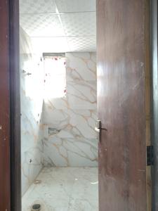 Common Bathroom Image of 1050 Sq.ft 2 BHK Apartment / Flat for sale in Vista Homez, Noida Extension Greater Noida for Rs. 4610000