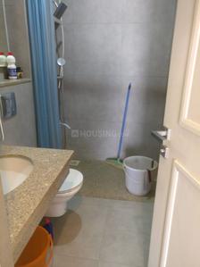 Bathroom Image of 900 Sq.ft 2 BHK Apartment / Flat for sale in Raheja Exotica, Madh Mumbai for Rs. 19500000